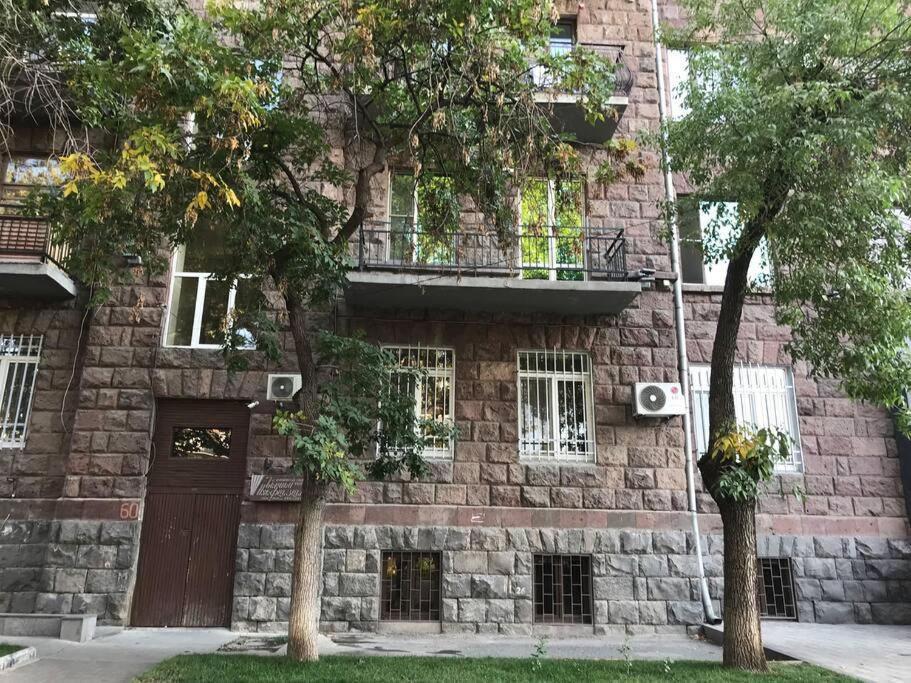 Spacious 2 Bedrooms In The Center Of Erévan Extérieur photo